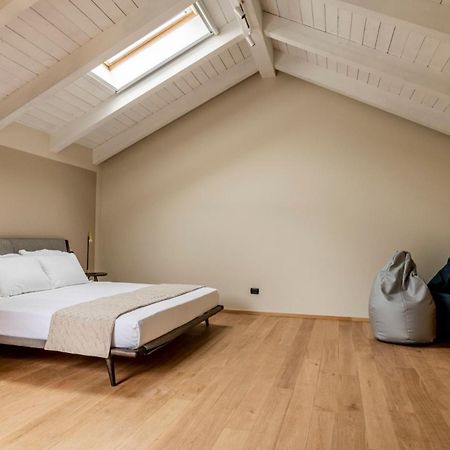 Parco Reala // Rural - Luxury - Rooms Corneliano d'Alba 部屋 写真