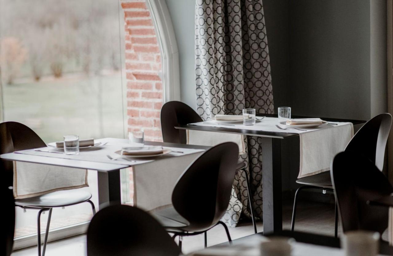 Parco Reala // Rural - Luxury - Rooms Corneliano d'Alba エクステリア 写真